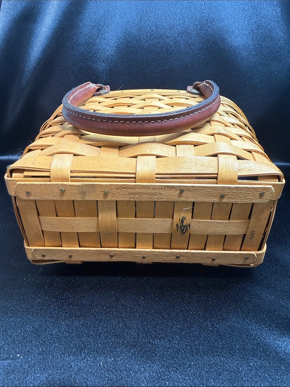 Longaberger Small Boardwalk Handbag - Picture 5 of 10